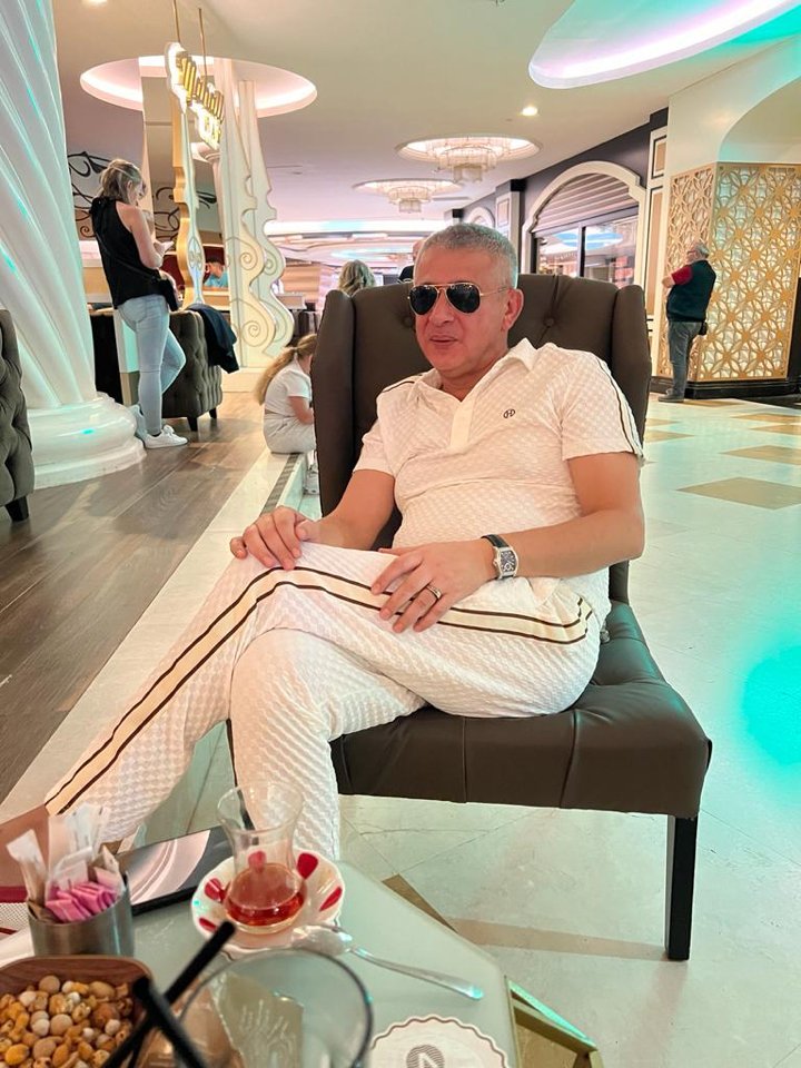 Эльчин Эльчин