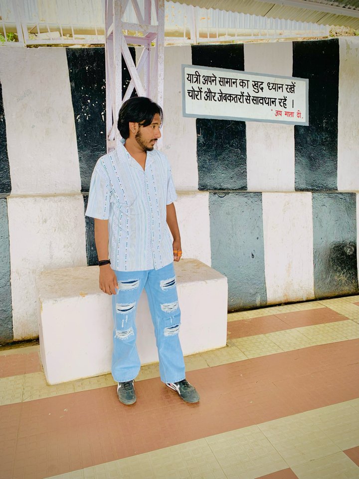 AMAR Singer Devi