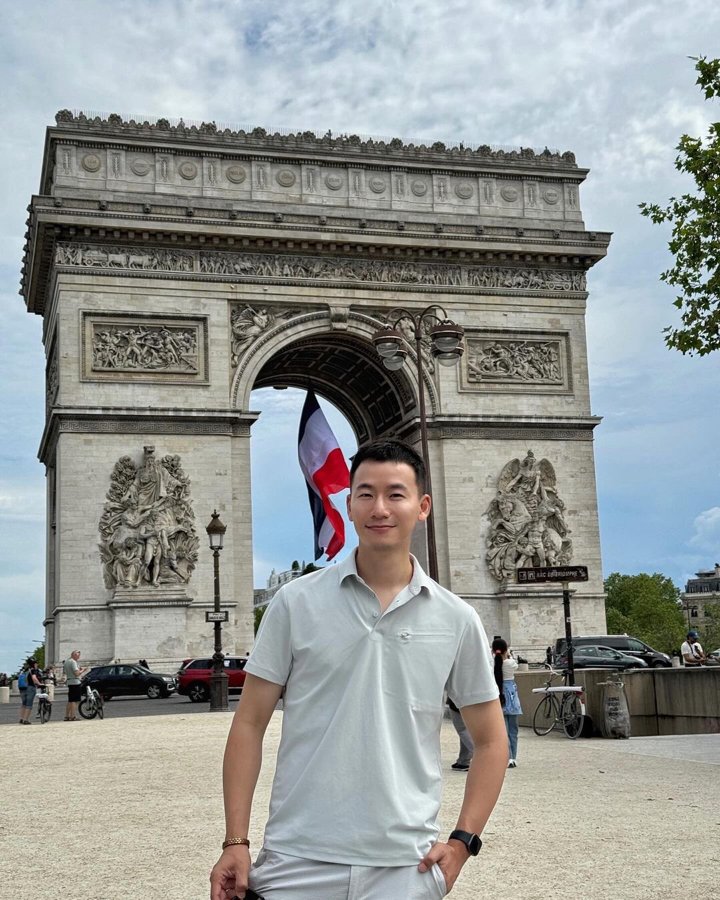 Victor