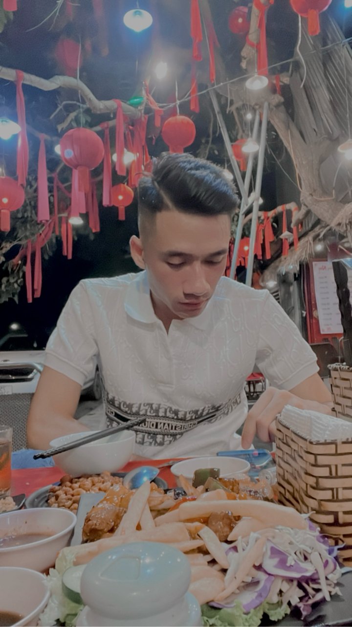 Hiếu Dương
