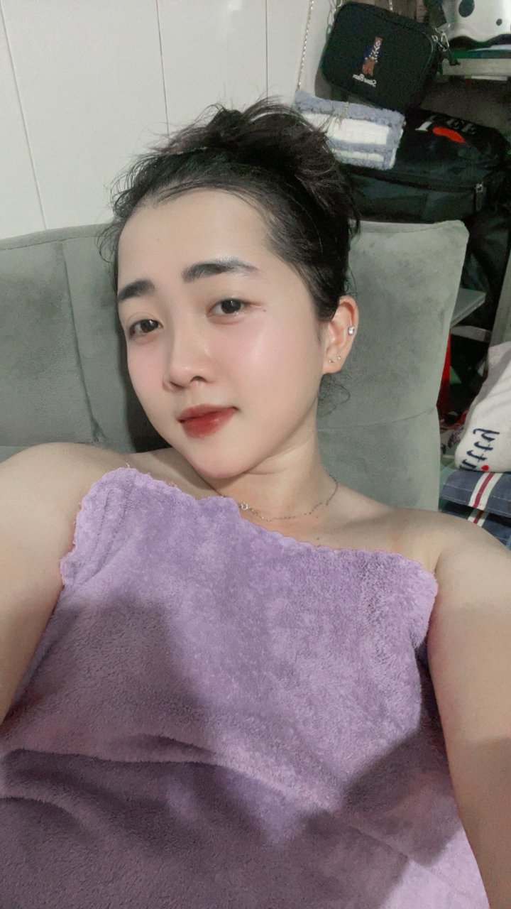 Hồng Nhi