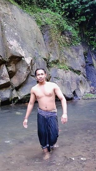 Ngurah putra