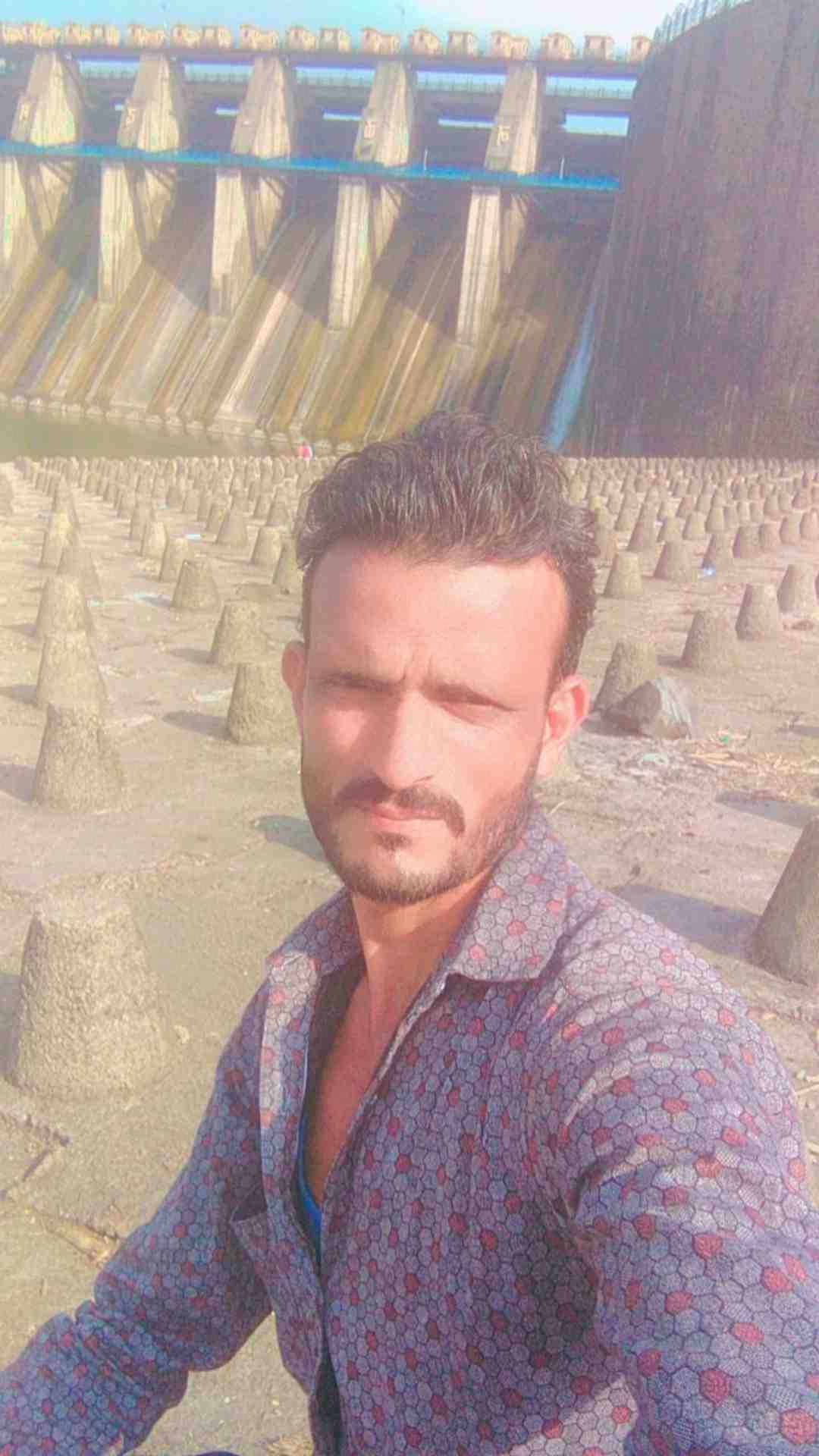 Naeemsk Naeemsk



naeem,sk
