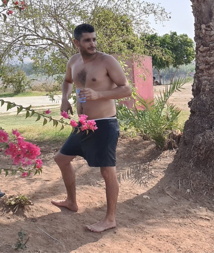מוטי