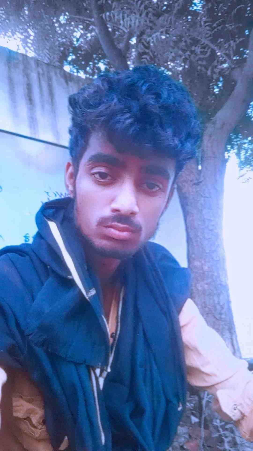 Saurabh y Yadav
