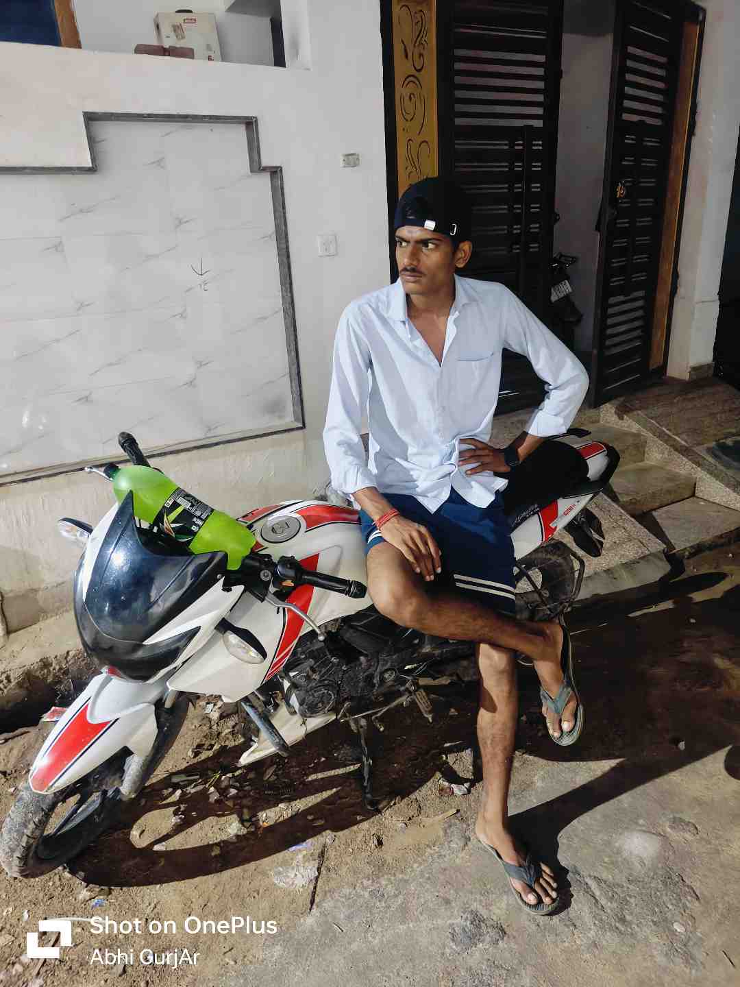 manjeet yadav