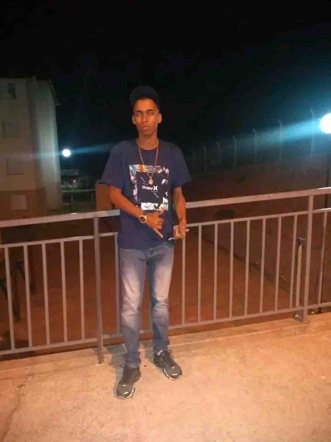 alex