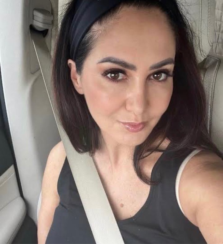 Ava Tana