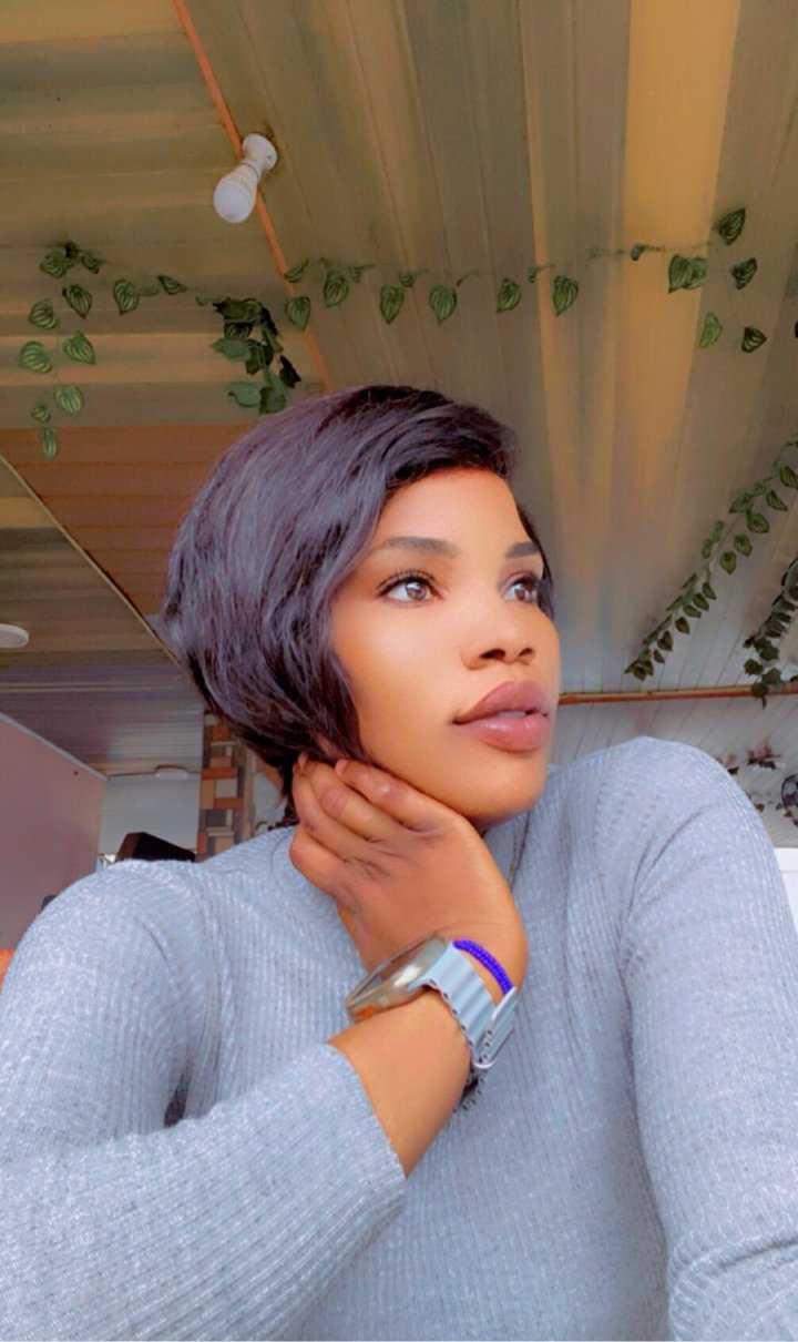 Adebisi Folashade