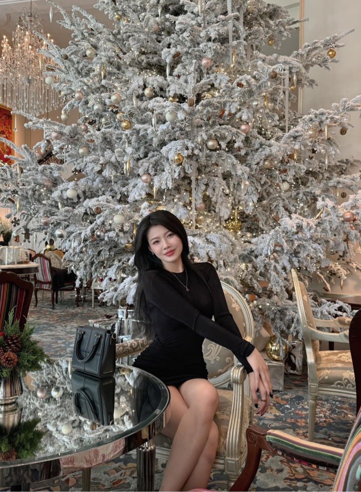 🇻🇳Huyền Nhi