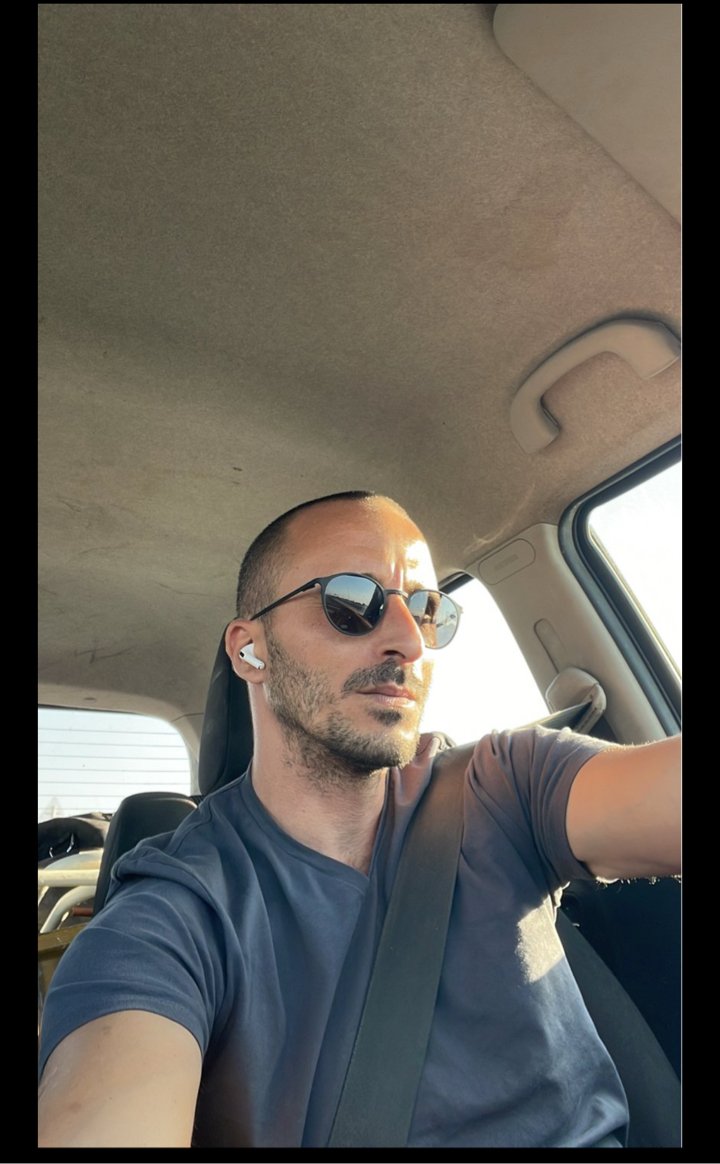 avi
