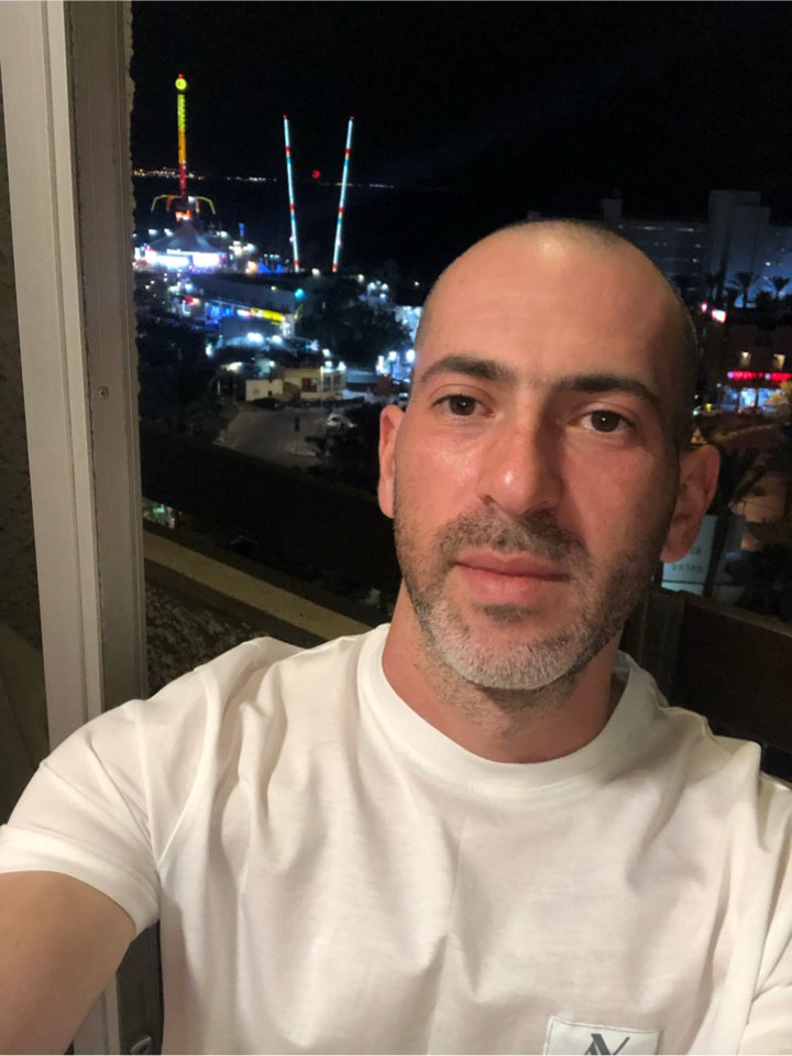 גלוזמן רומן