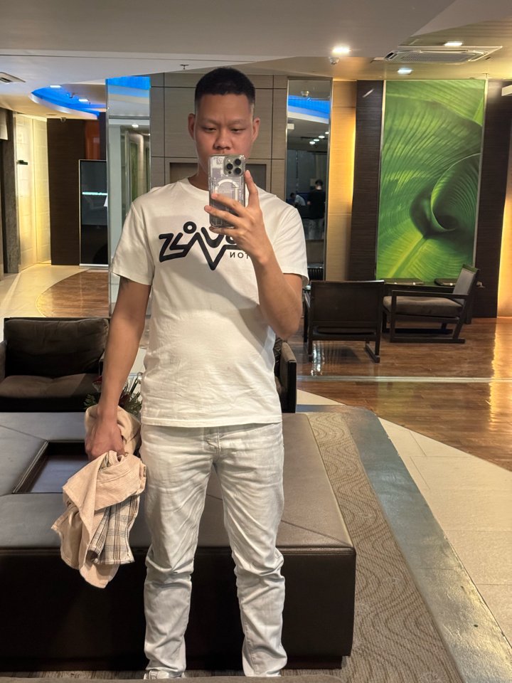 三三