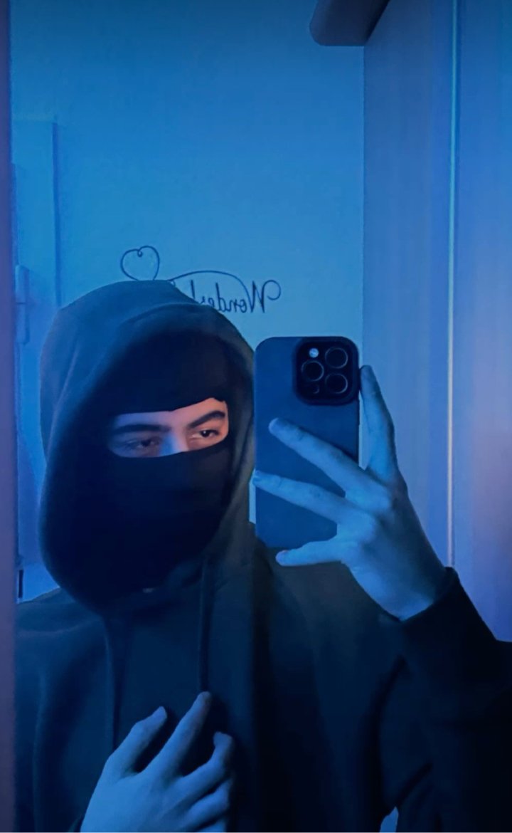 علي