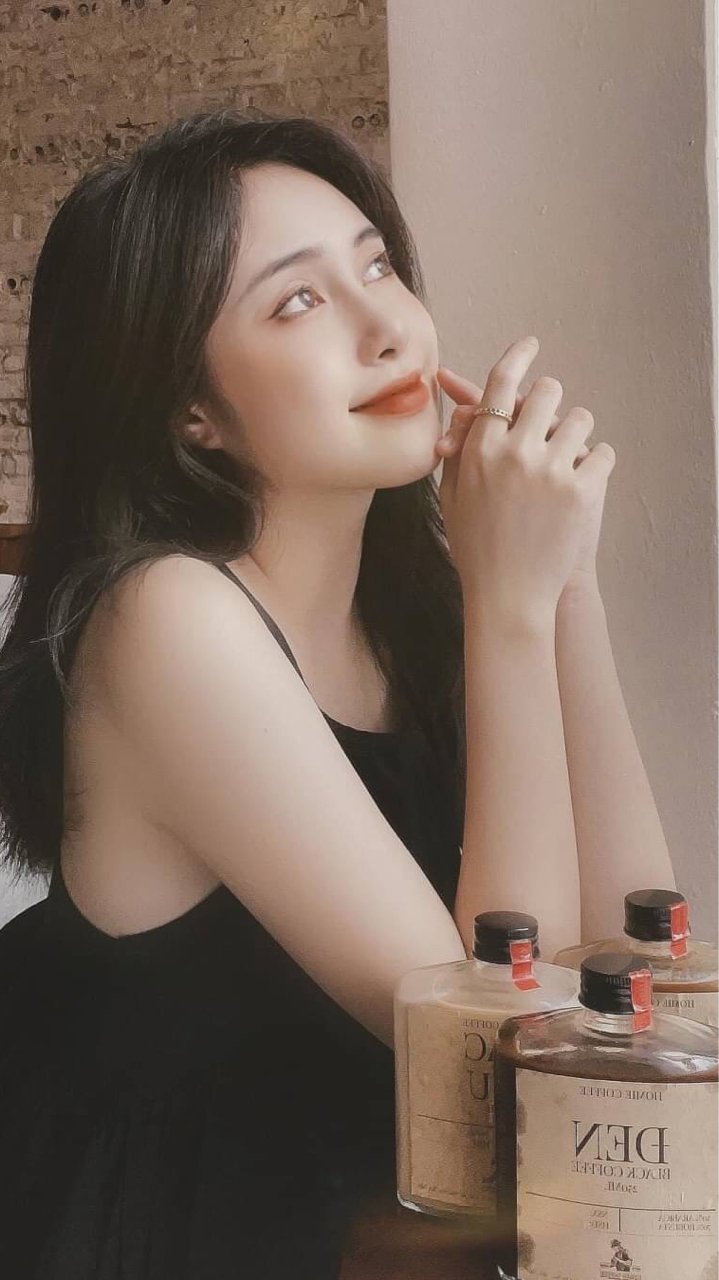 Thuỳ Linh