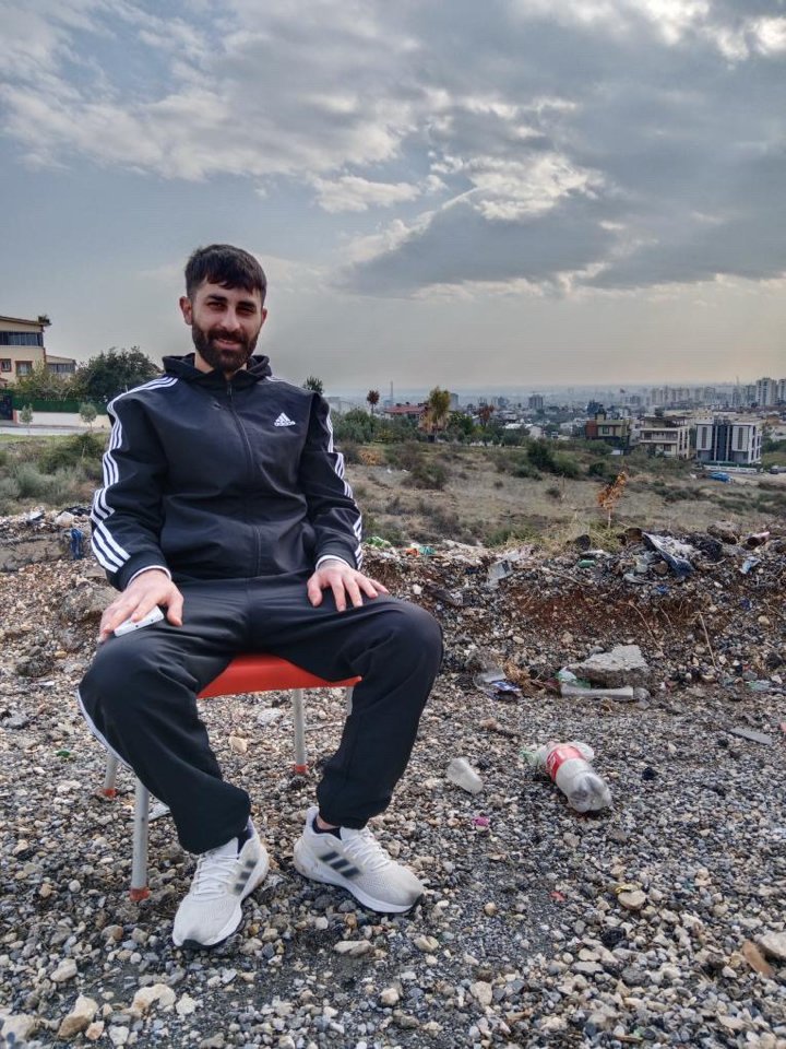 Azad Sarsılmaz