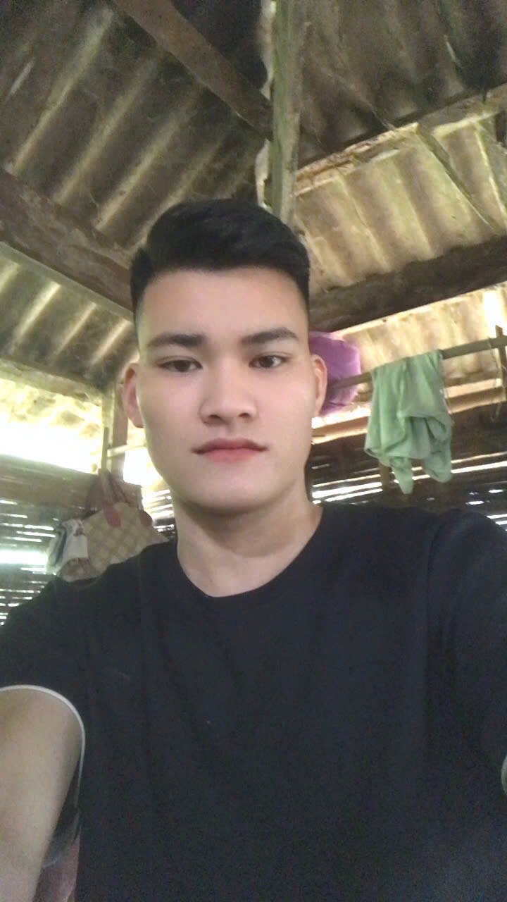 Hoàng Khánh
