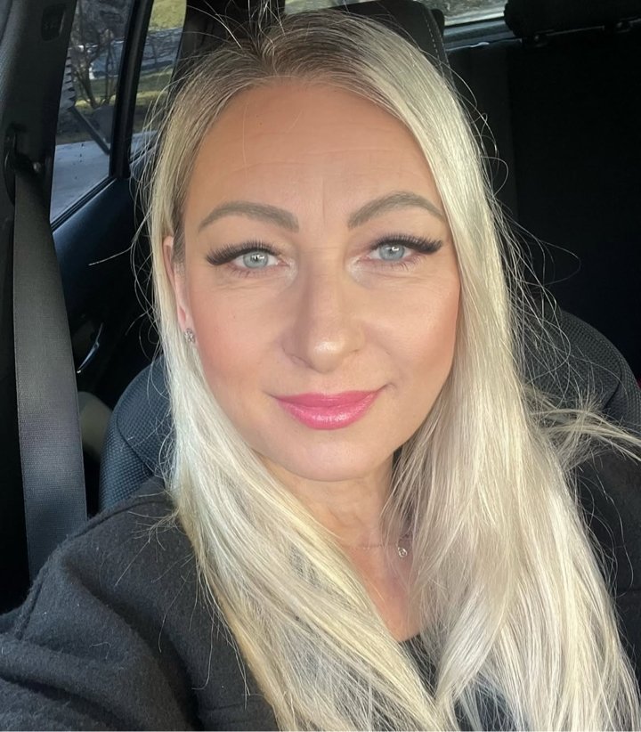 Mandy Wendy