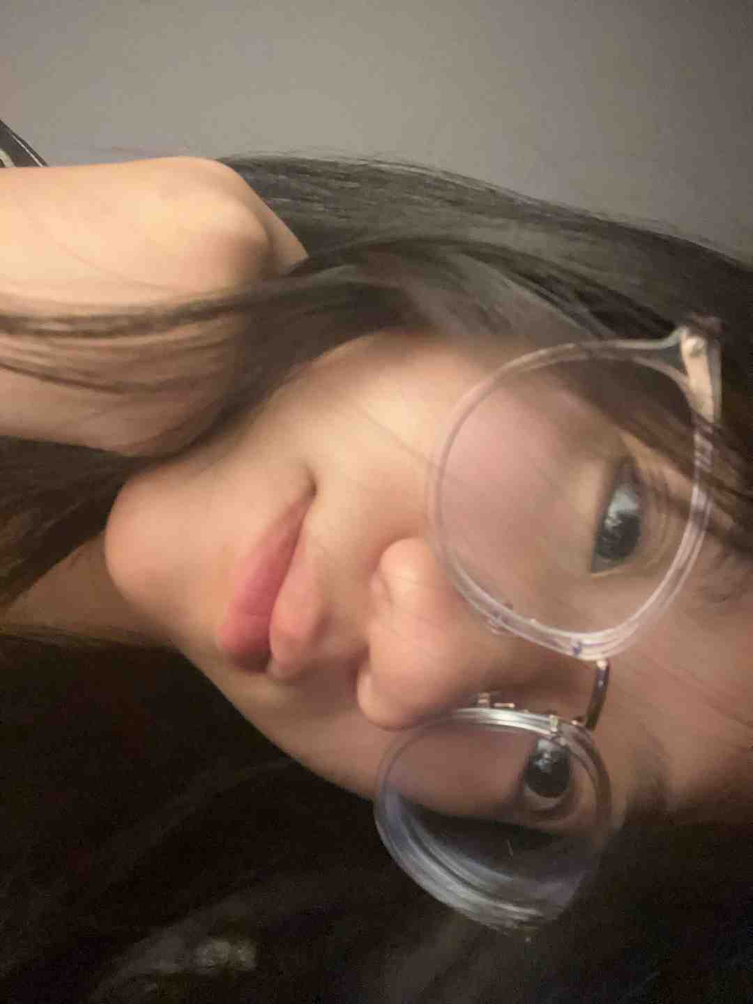 thic nhìn k
