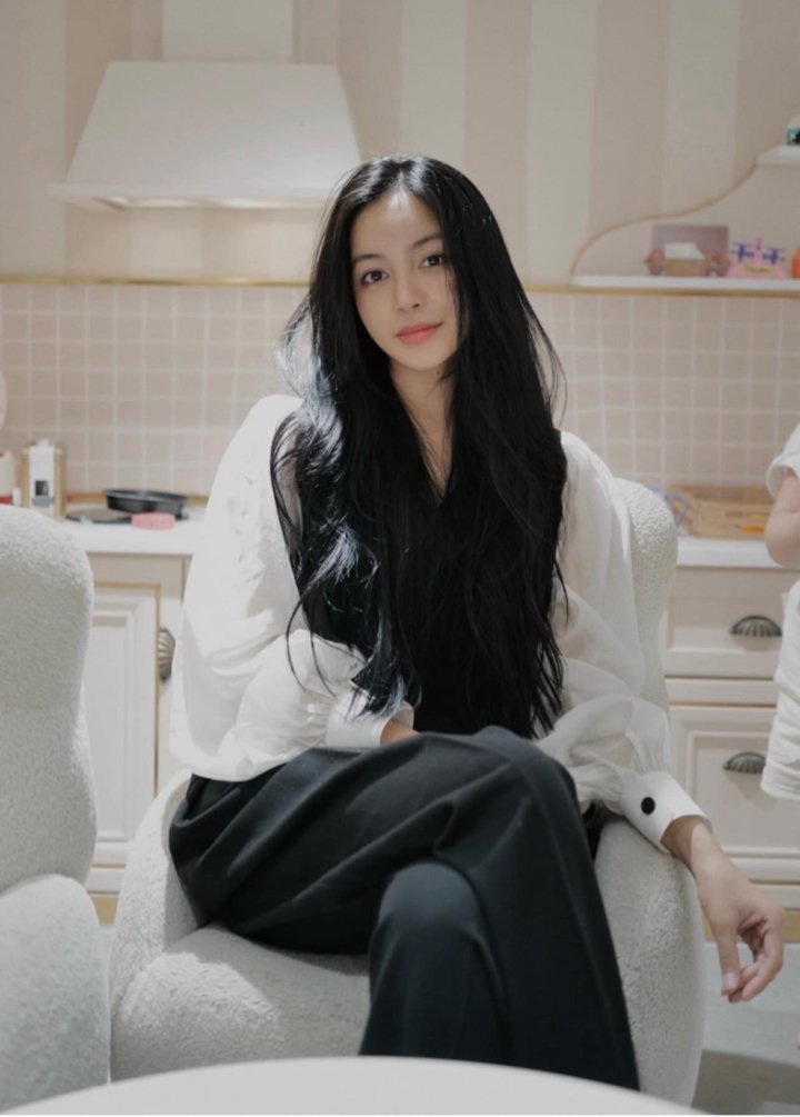 Zhang