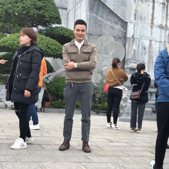 A.Hoàng