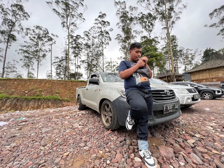 dena iskandar fauzi