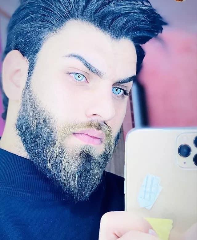 محمود محمود