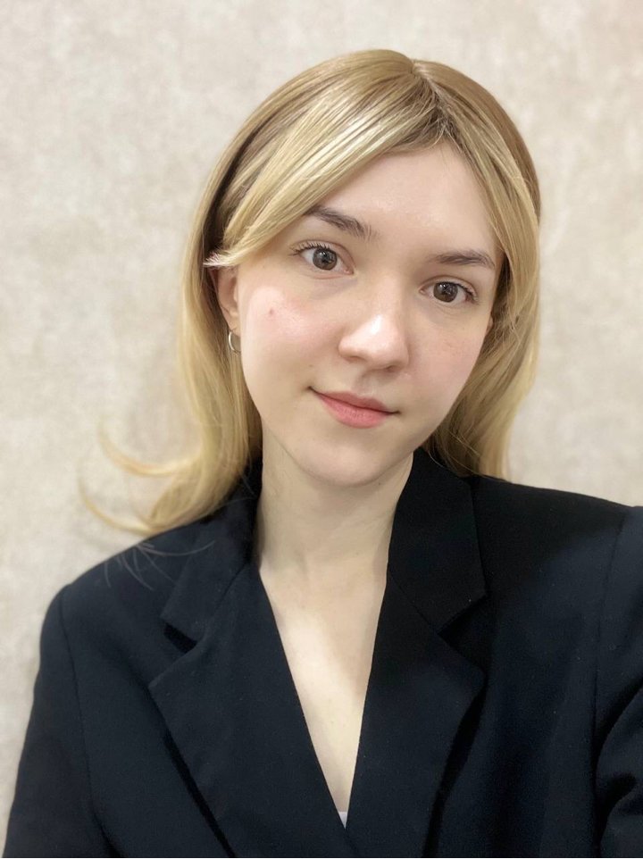 Nowak Ella